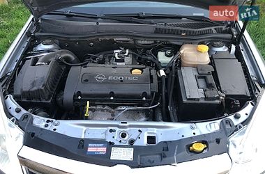 Универсал Opel Astra 2007 в Луцке