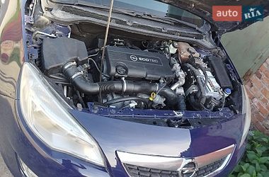 Универсал Opel Astra 2011 в Хмельницком