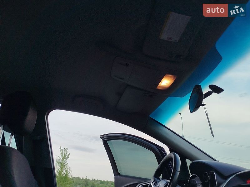 Универсал Opel Astra 2011 в Хмельницком