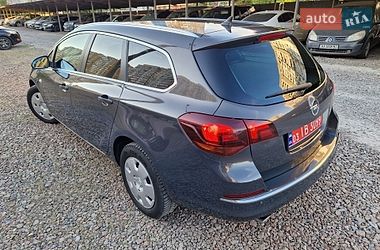 Универсал Opel Astra 2013 в Киеве