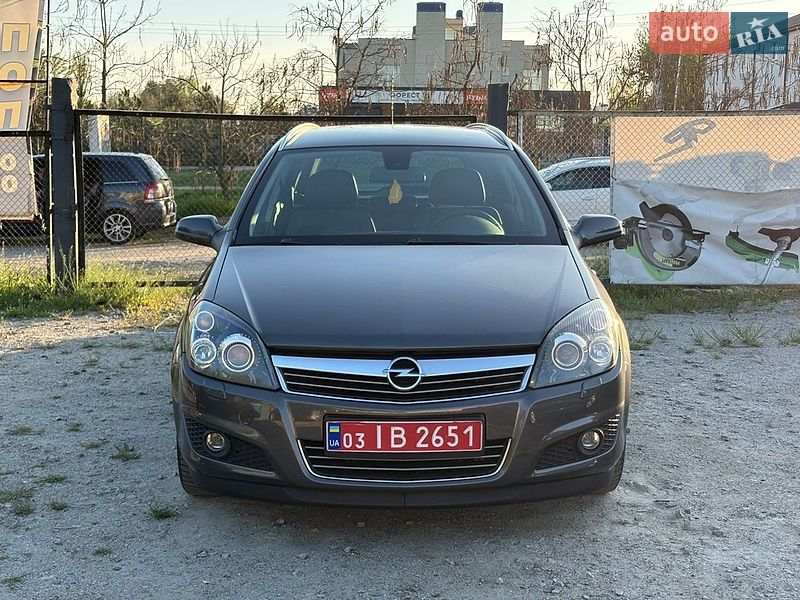 Универсал Opel Astra 2009 в Белой Церкви