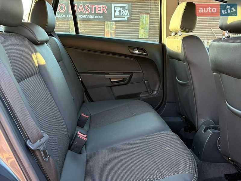 Универсал Opel Astra 2009 в Белой Церкви