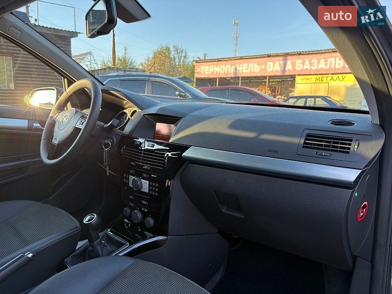 Универсал Opel Astra 2009 в Белой Церкви