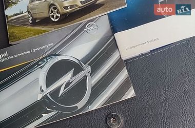 Универсал Opel Astra 2010 в Хмельницком