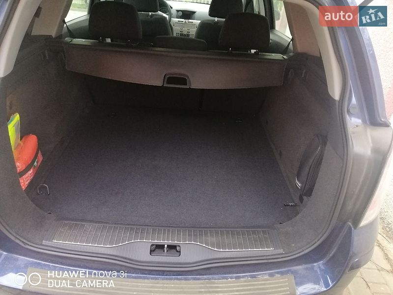 Универсал Opel Astra 2008 в Одессе
