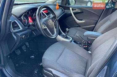 Универсал Opel Astra 2012 в Турке