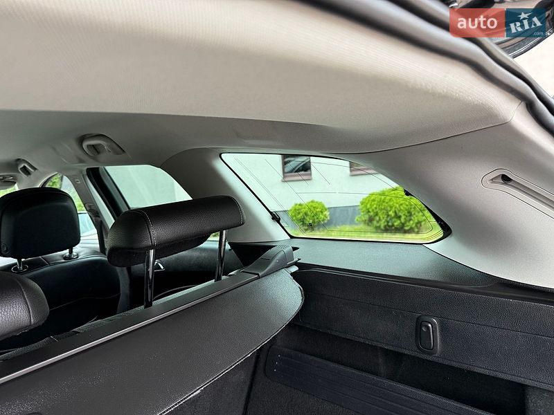 Универсал Opel Astra 2014 в Стрые
