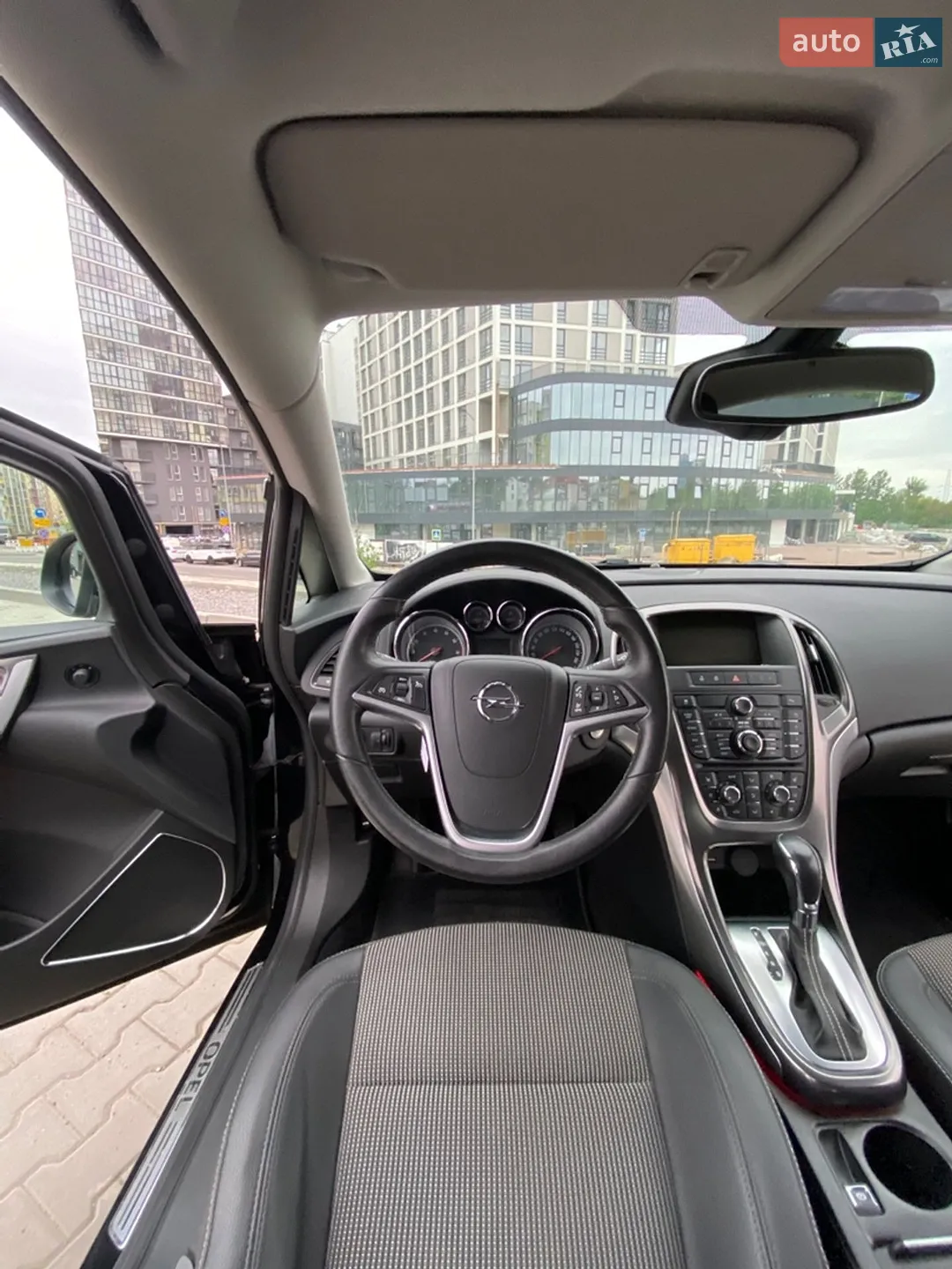 2011 Opel Astra - мініатюра 20