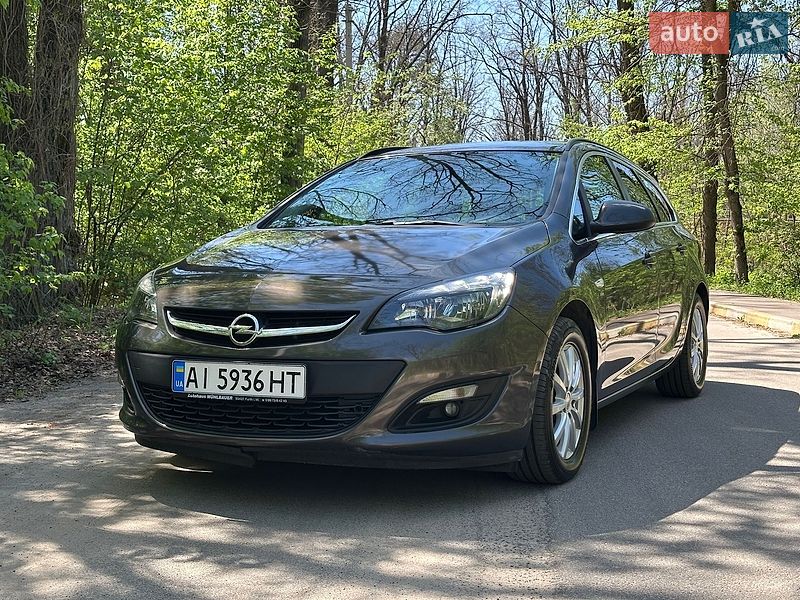Opel Astra 2014