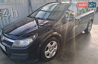 Универсал Opel Astra 2005 в Стрые