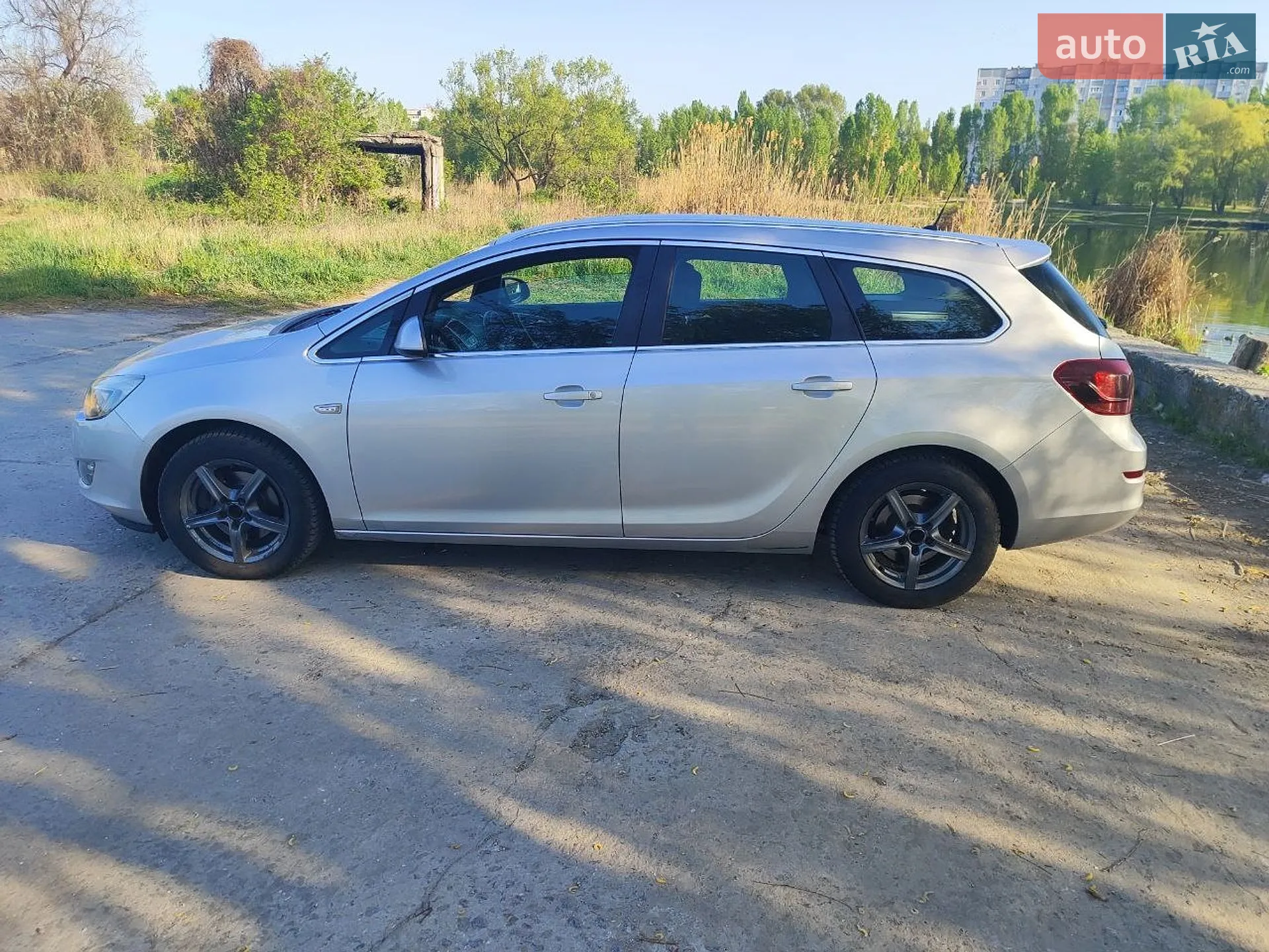 2010 Opel Astra - мініатюра 12
