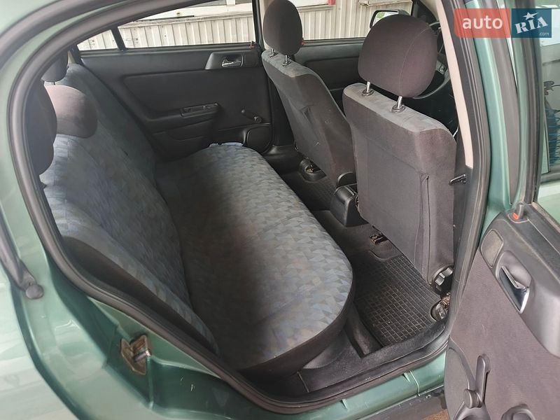 Седан Opel Astra 2000 в Черноморске