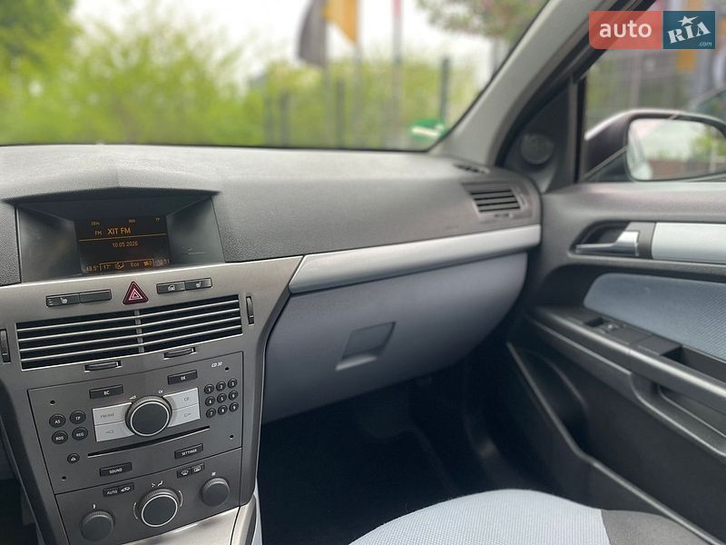 Универсал Opel Astra 2006 в Виннице