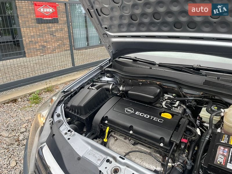 Универсал Opel Astra 2006 в Виннице