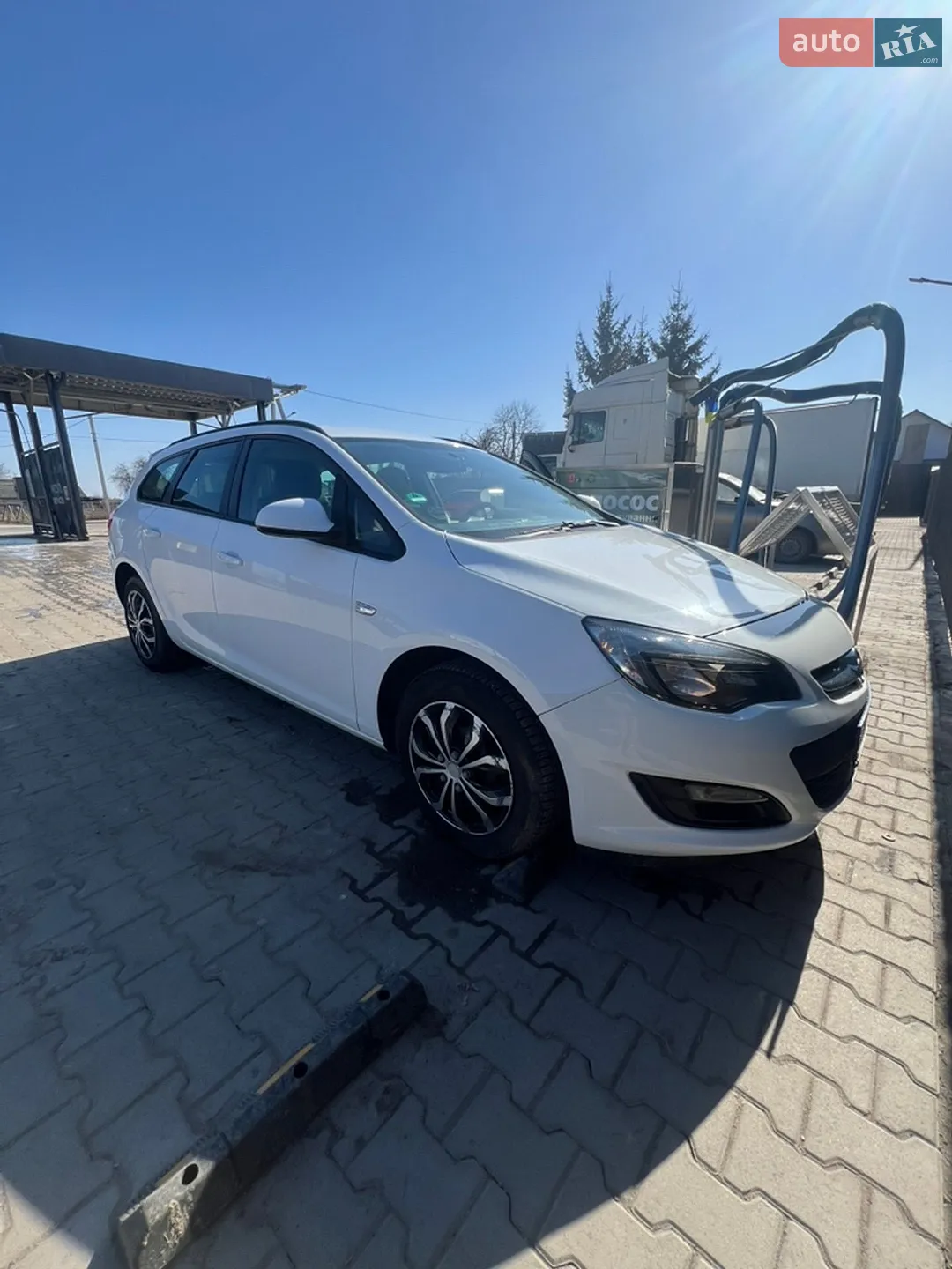2014 Opel Astra - мініатюра 2