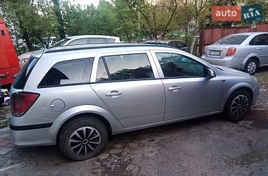 Універсал Opel Astra 2005 в Львові