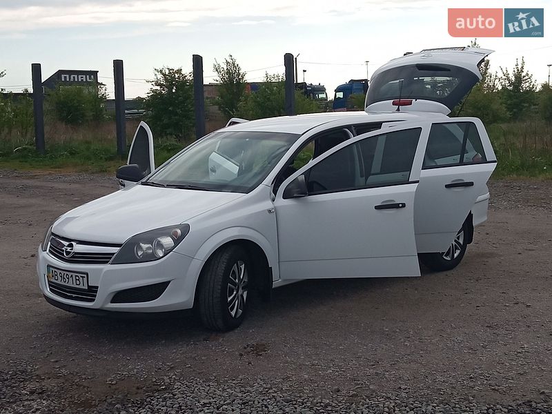 Opel Astra 2010