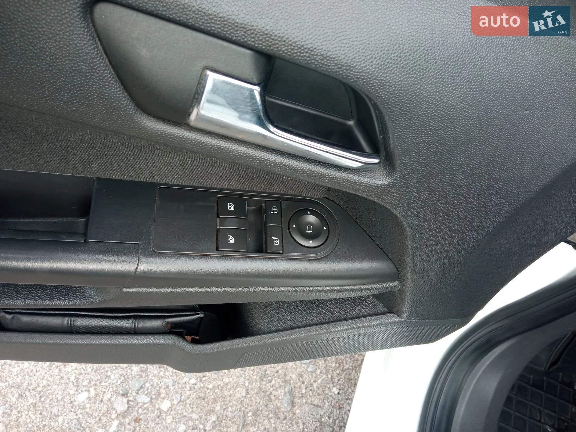 2010 Opel Astra - мініатюра 16