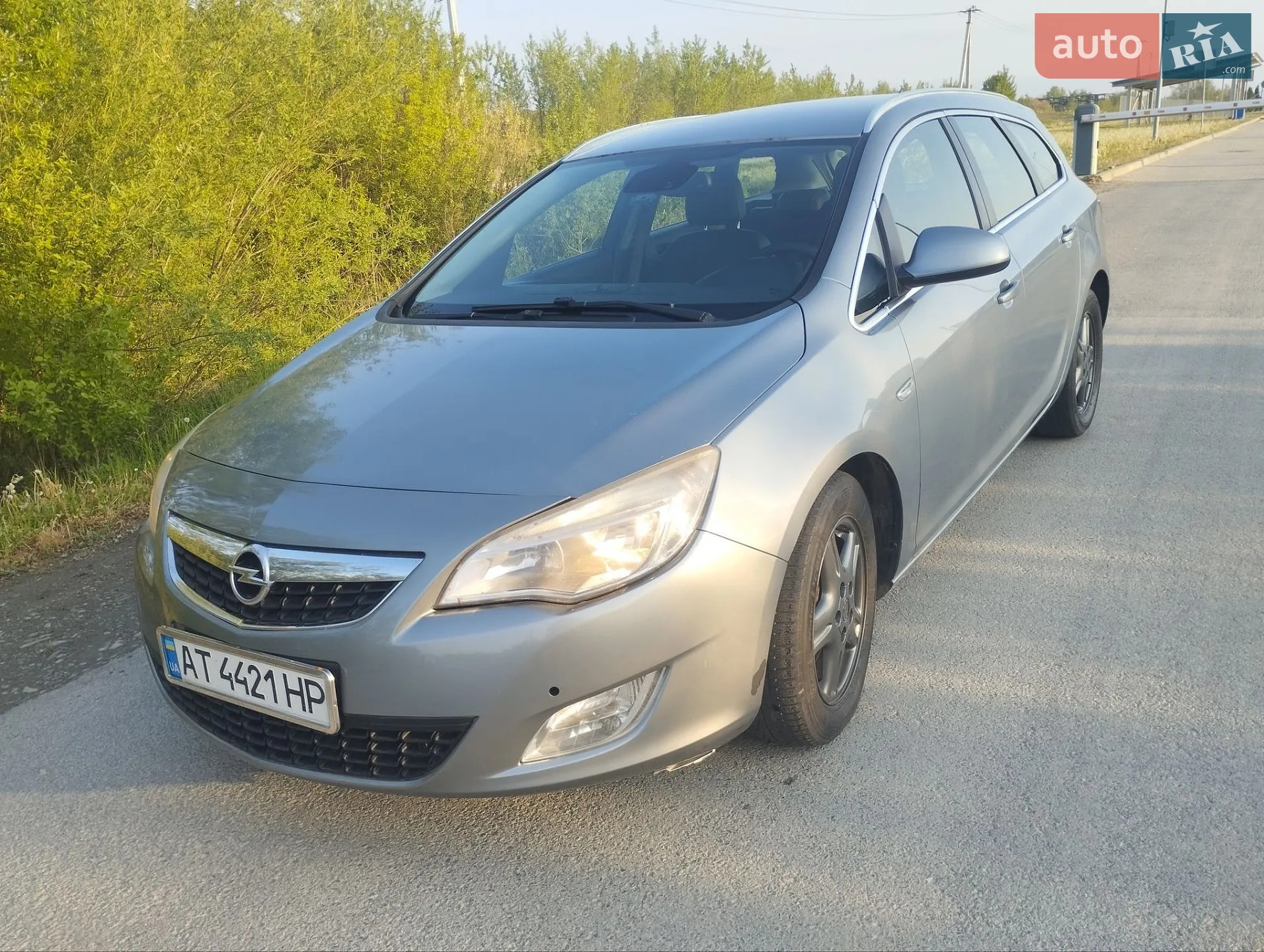 2010 Opel Astra - мініатюра 9