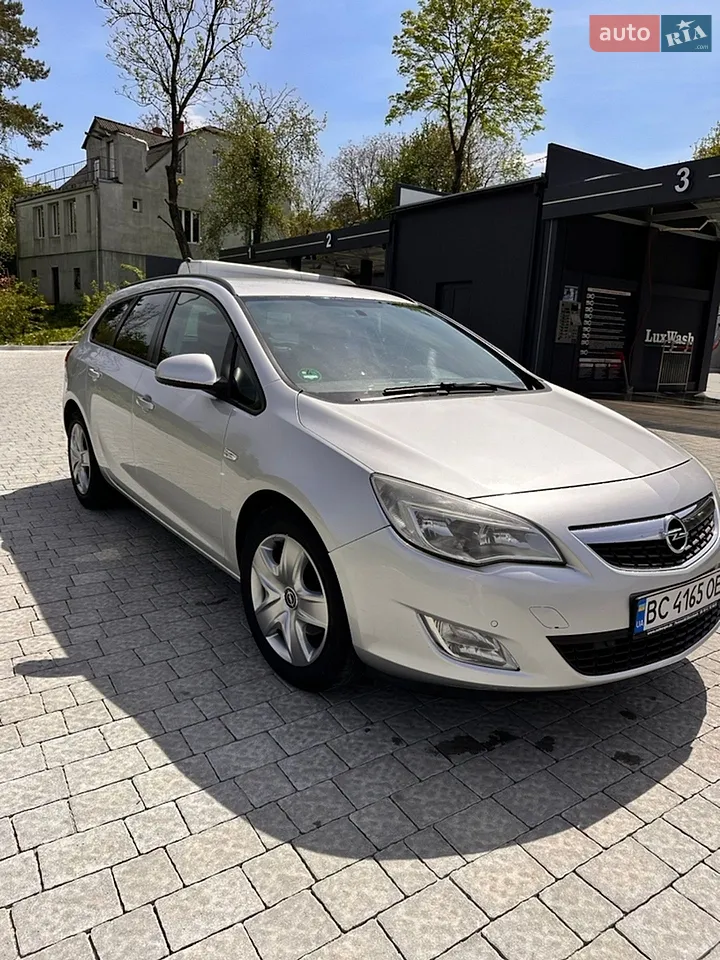 2011 Opel Astra - мініатюра 10