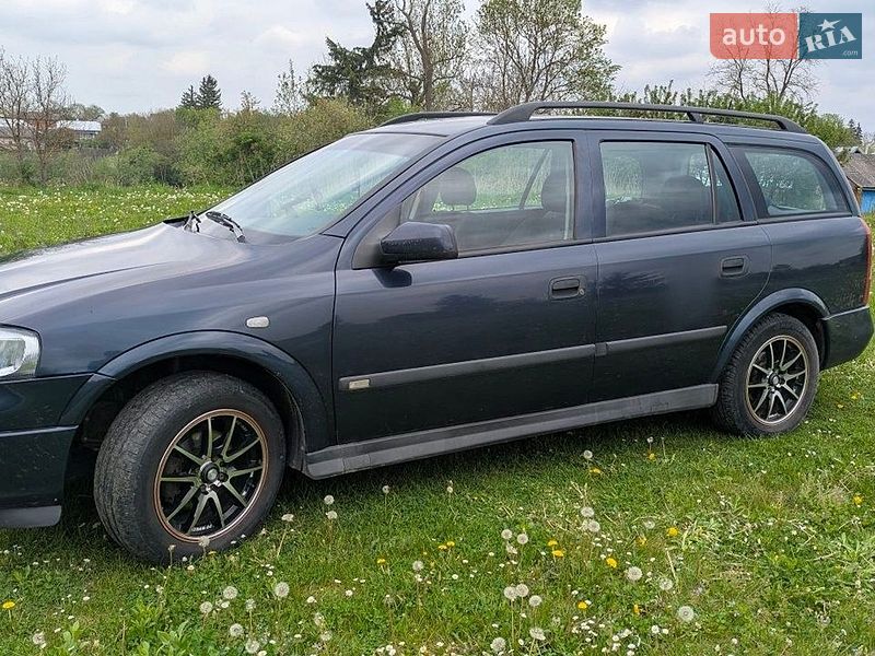 Универсал Opel Astra 2002 в Ивано-Франковске