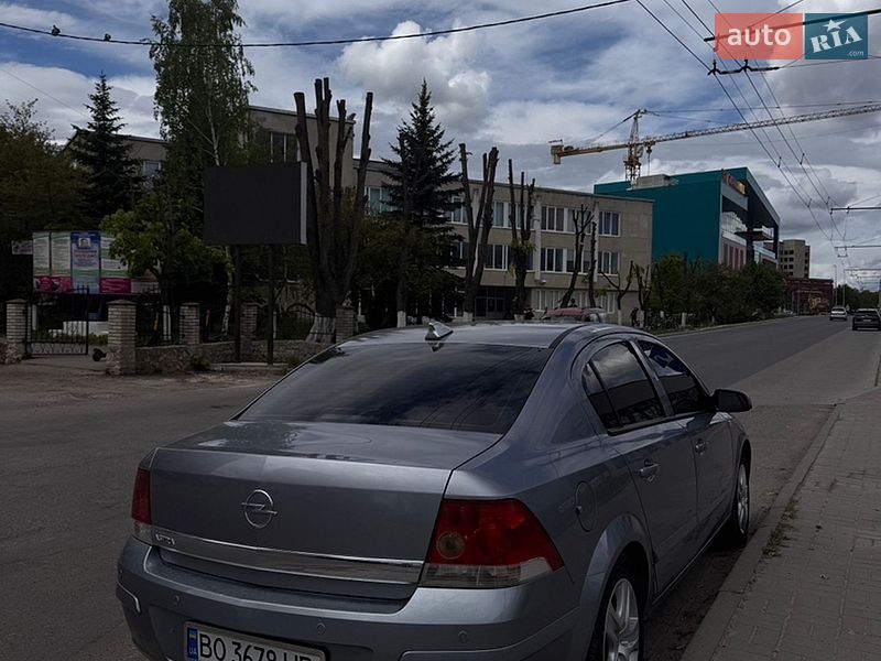 Седан Opel Astra 2009 в Тернополе фото 3 Седан Opel Astra 2009 в Тернополе