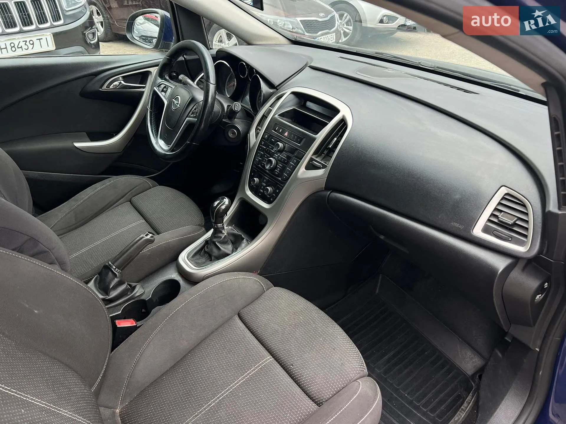2011 Opel Astra - мініатюра 23