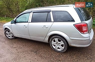 Универсал Opel Astra 2009 в Турке