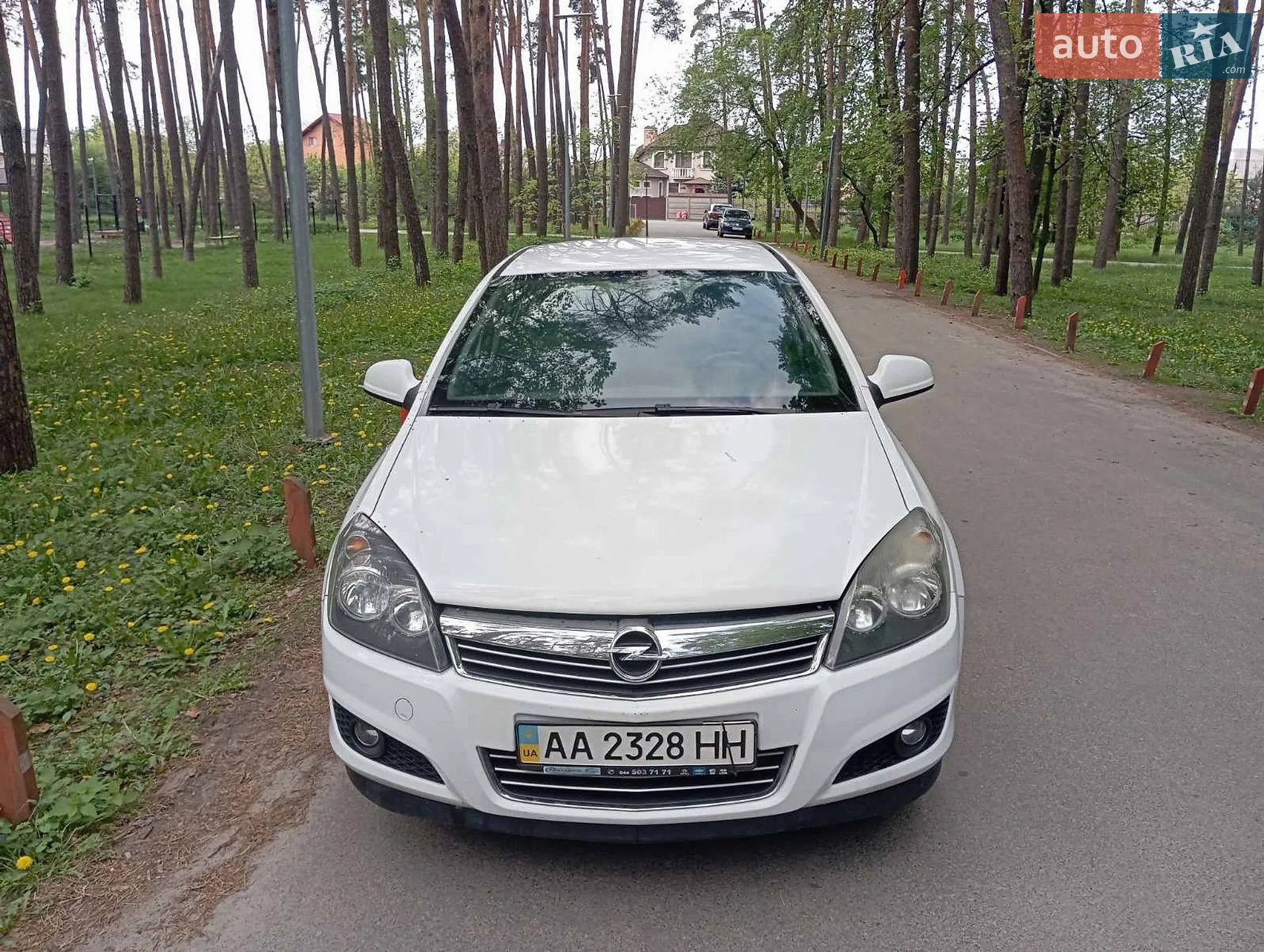 2012 Opel Astra - фото 1