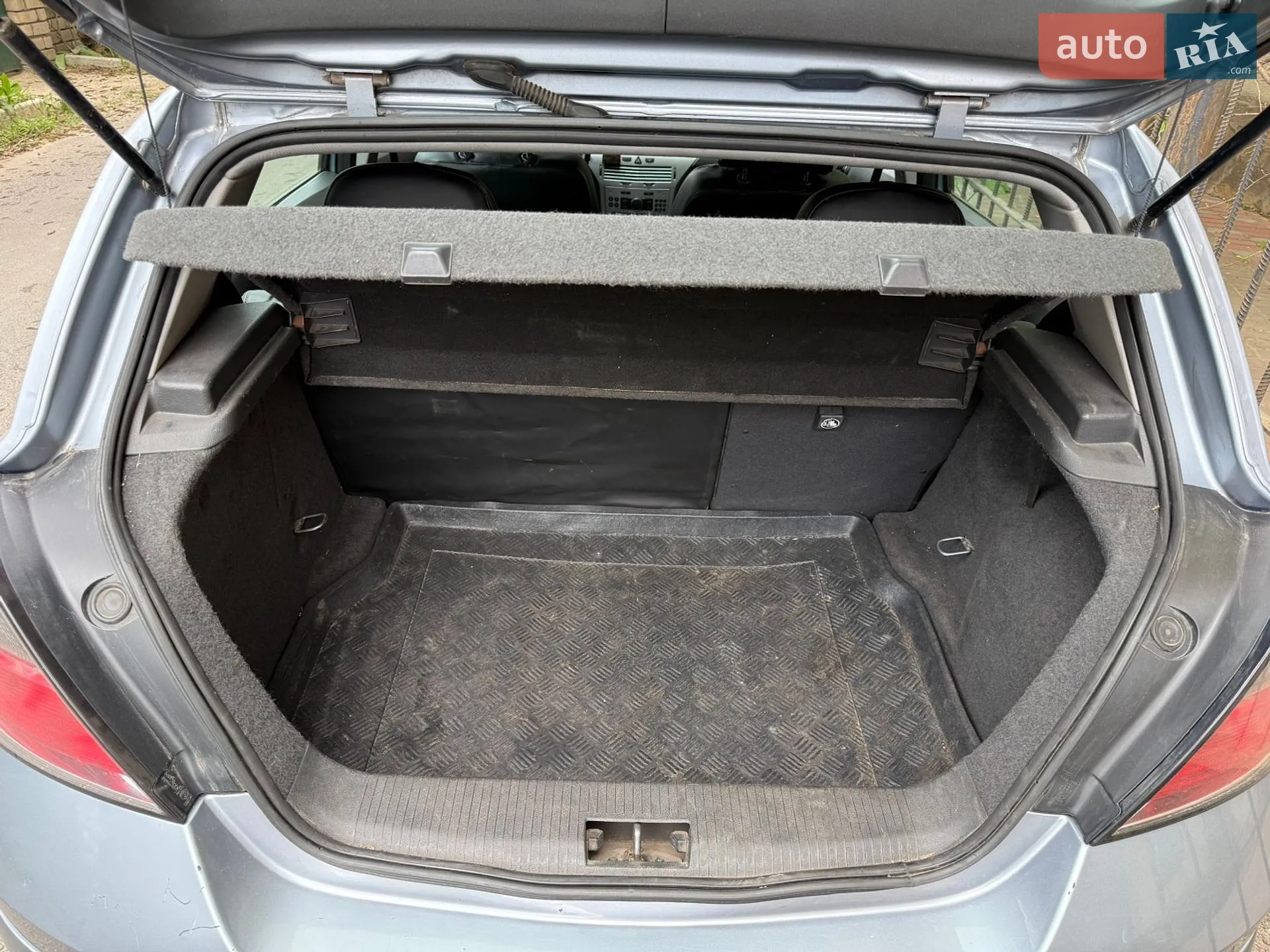 2011 Opel Astra - мініатюра 15