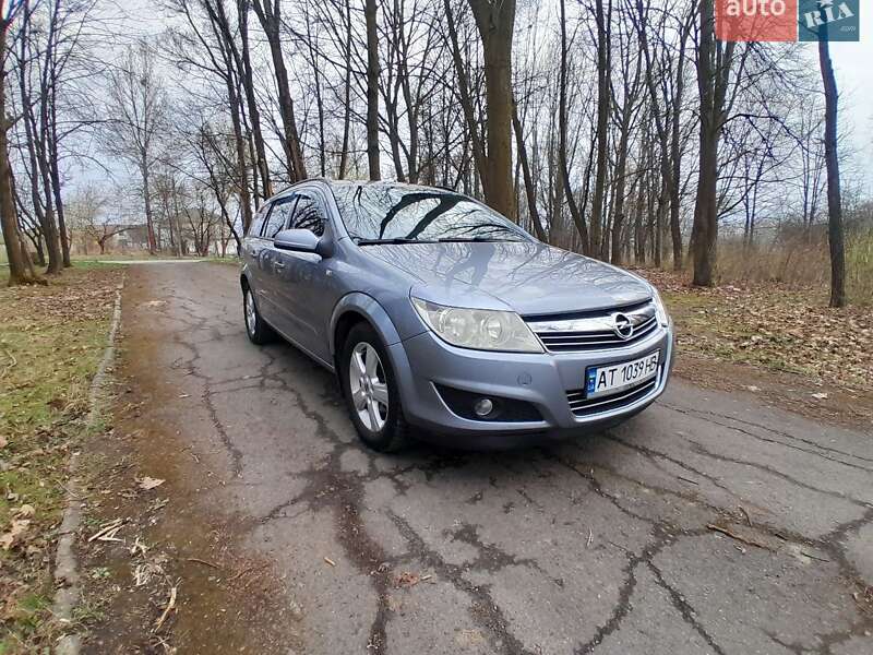 Универсал Opel Astra 2007 в Калуше