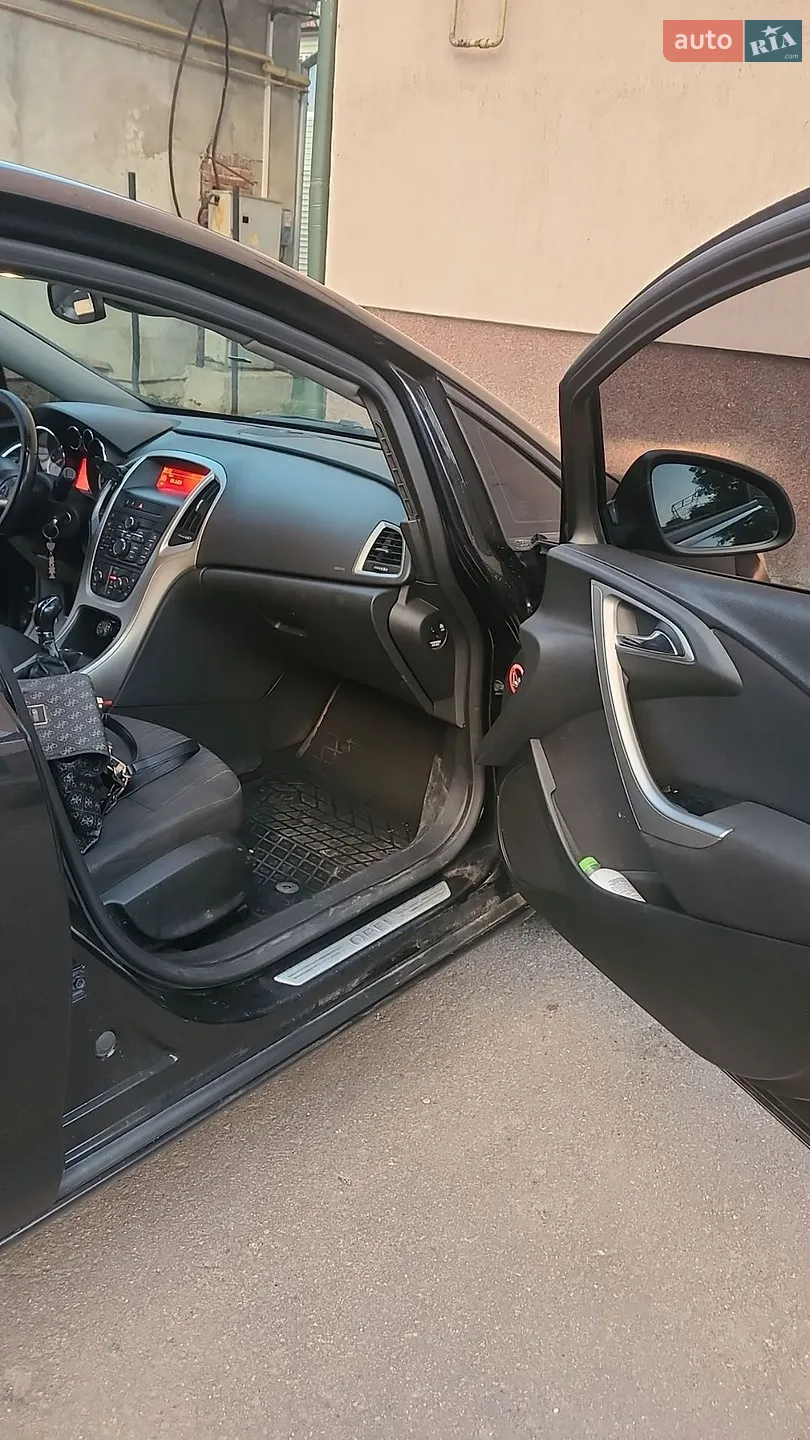 2010 Opel Astra - мініатюра 4