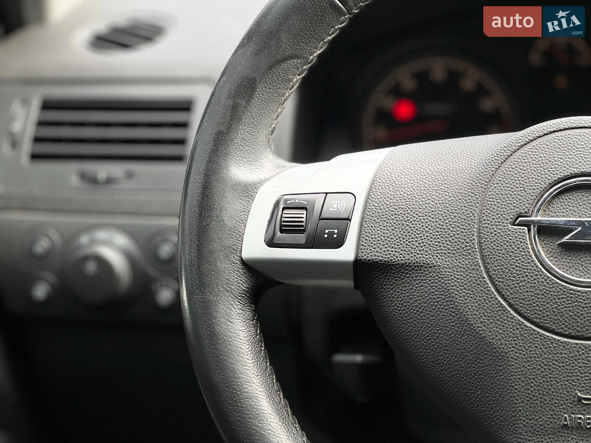 2011 Opel Astra - мініатюра 14