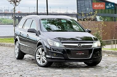 Універсал Opel Astra 2009 в Києві