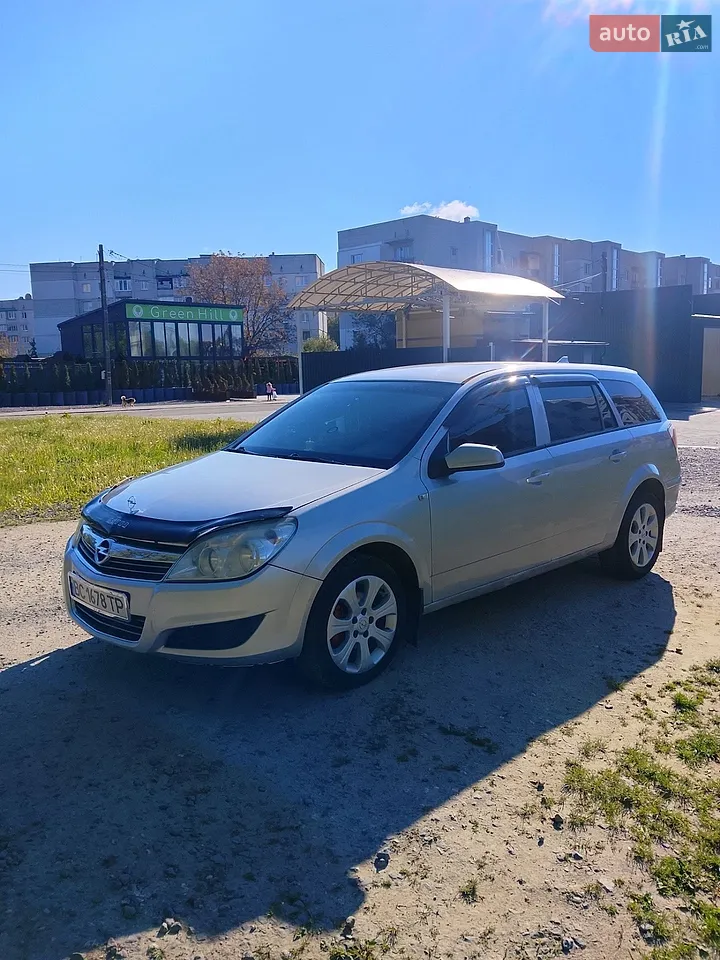 2010 Opel Astra - мініатюра 13