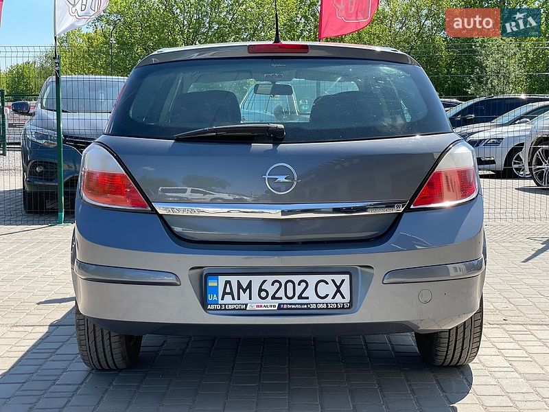 Хетчбек Opel Astra 2006 в Бердичеві