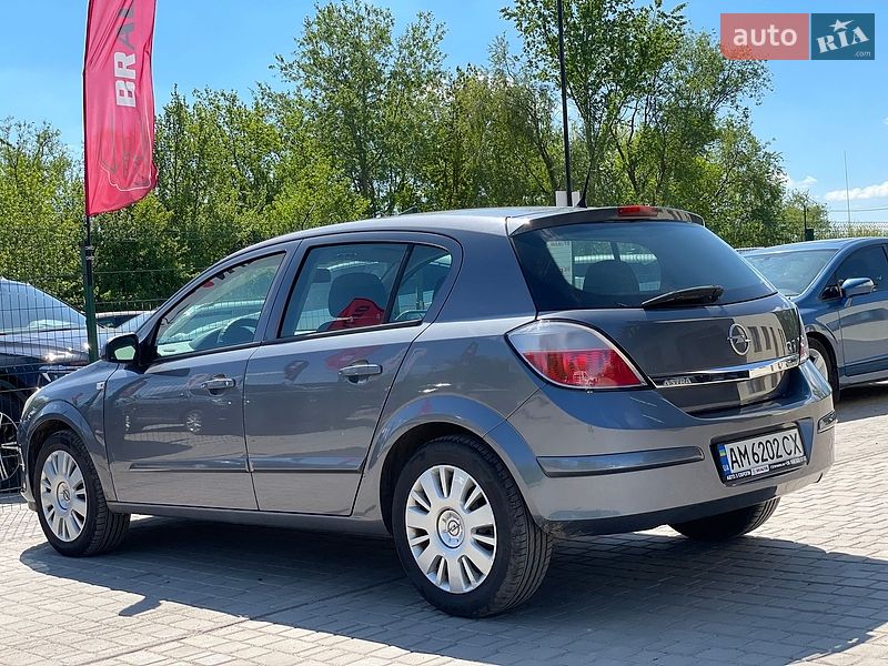 Хетчбек Opel Astra 2006 в Бердичеві
