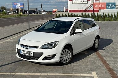 Универсал Opel Astra 2014 в Луцке