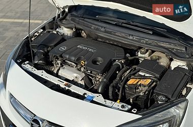 Универсал Opel Astra 2014 в Луцке