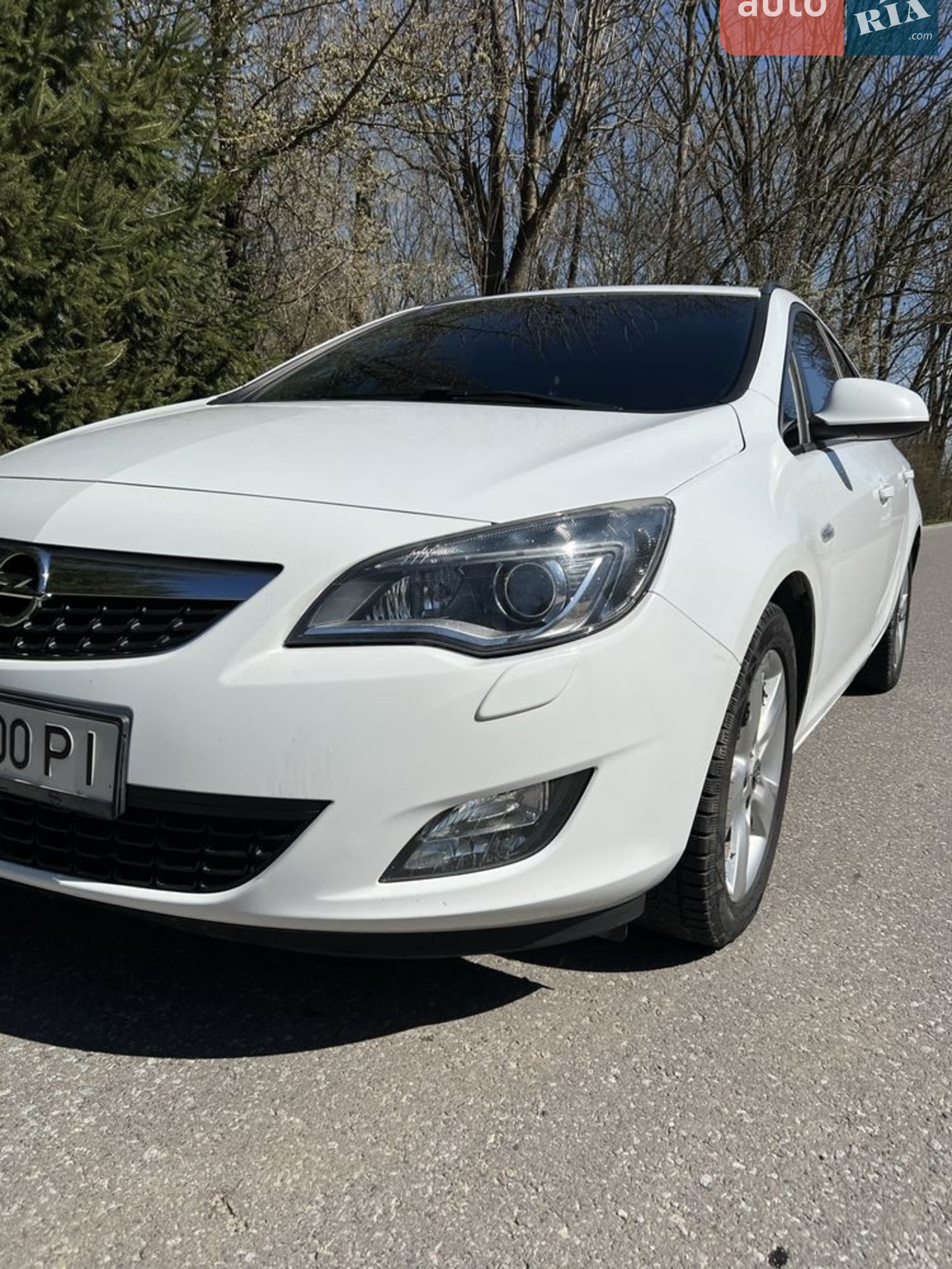 2011 Opel Astra - фото 1
