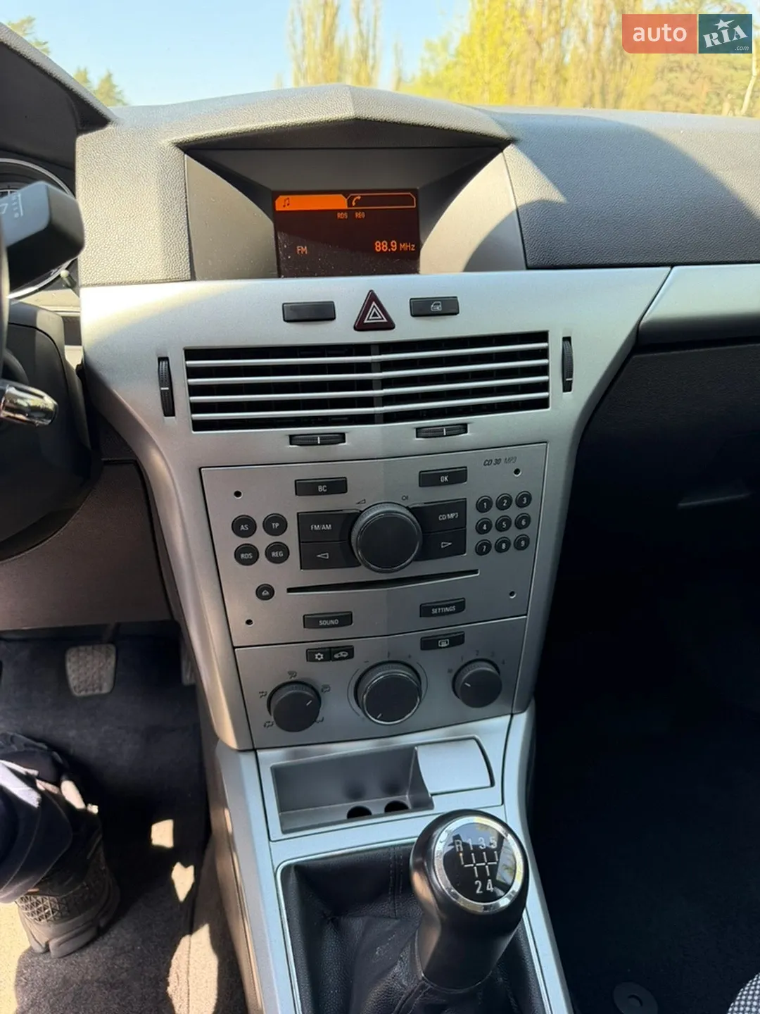 2010 Opel Astra - мініатюра 12
