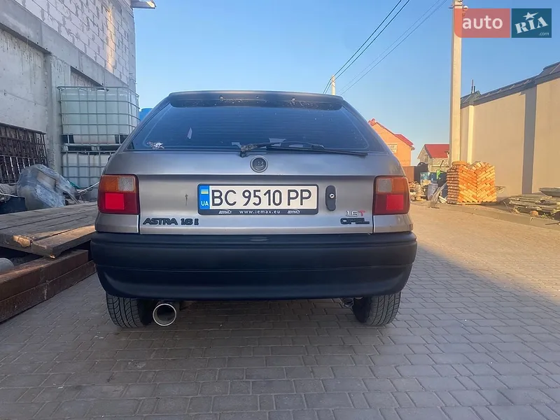 Opel Astra