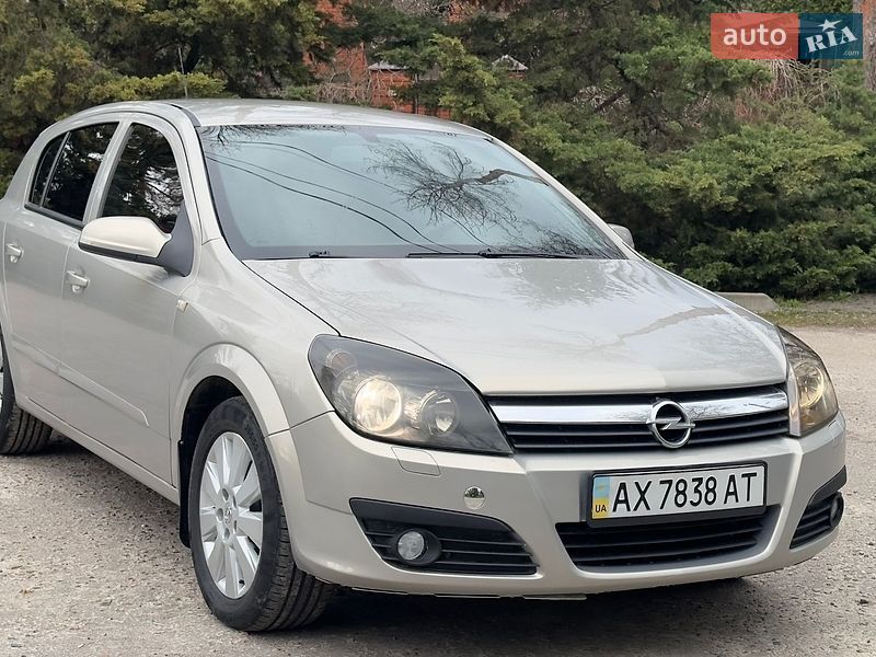Opel Astra 2006
