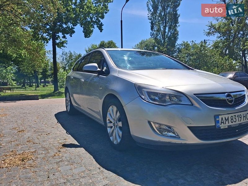Opel Astra 2010