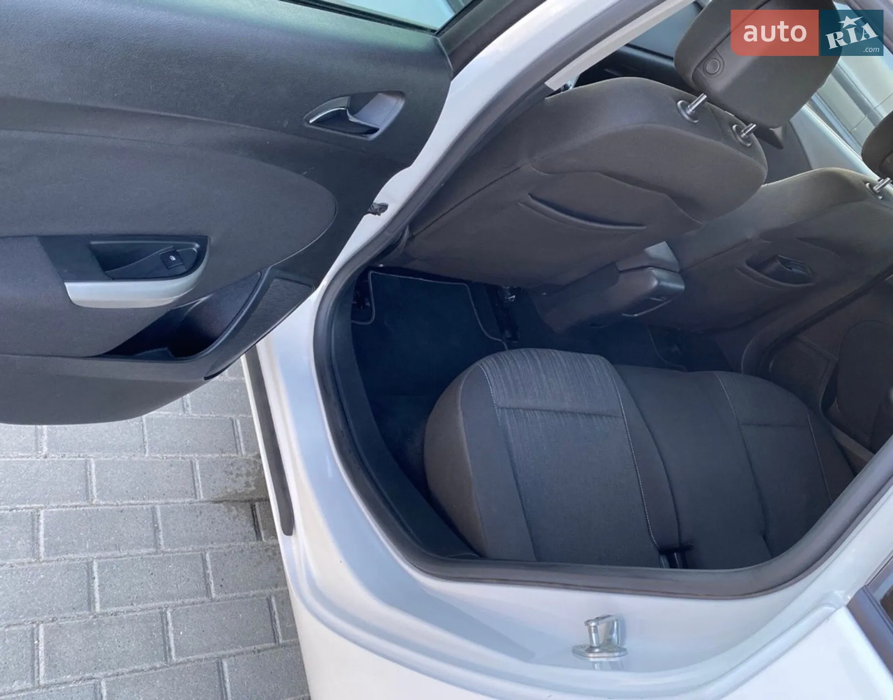 2012 Opel Astra - мініатюра 7