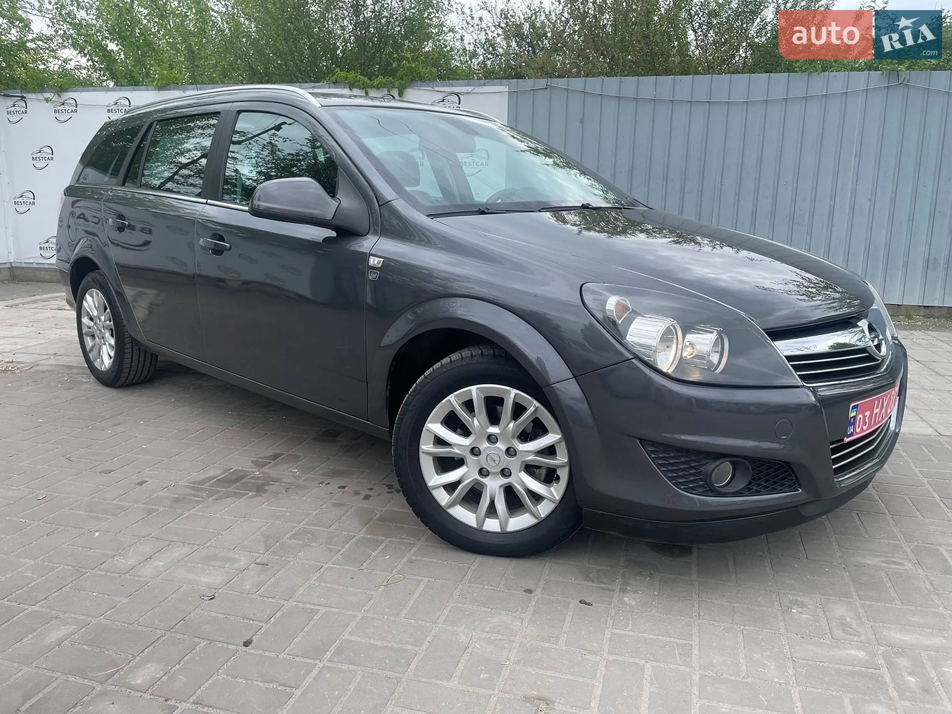 2010 Opel Astra - мініатюра 2