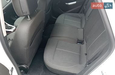 Универсал Opel Astra 2011 в Днепре