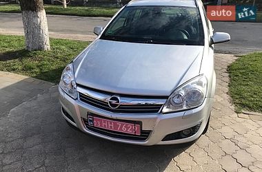 Универсал Opel Astra 2008 в Луцке