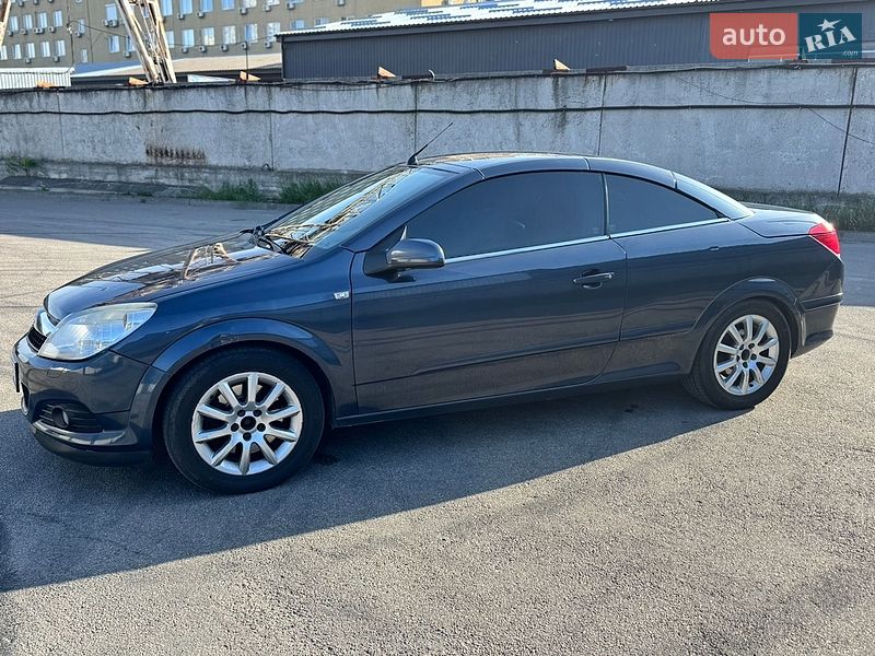 Кабріолет Opel Astra 2008 в Києві фото 3 Кабріолет Opel Astra 2008 в Києві
