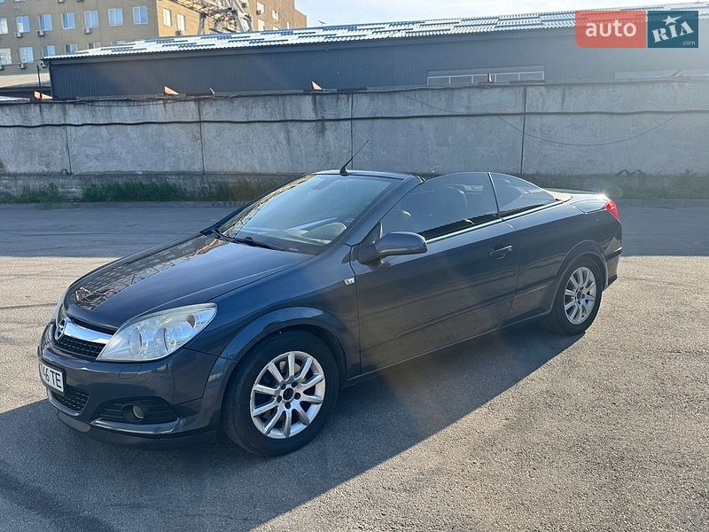 Кабріолет Opel Astra 2008 в Києві фото 12 Кабріолет Opel Astra 2008 в Києві